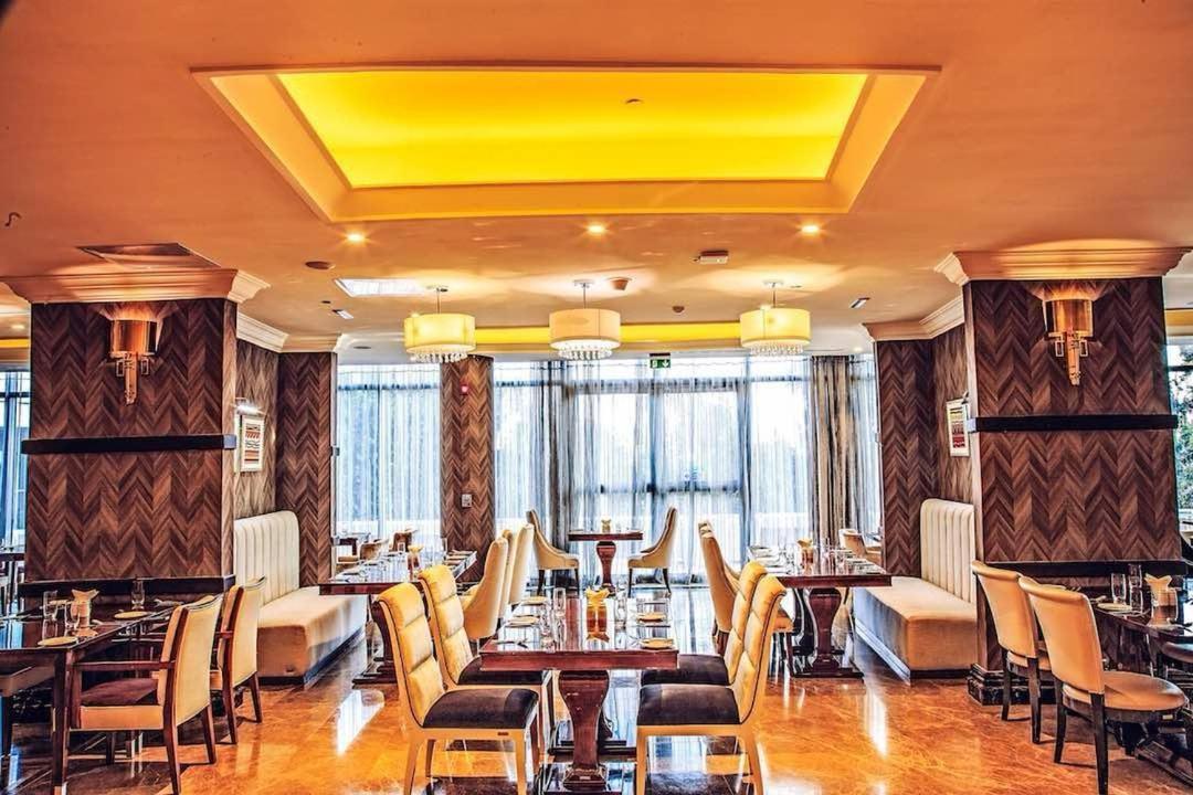 Pearl Of Africa Hotel คัมพาลา ภายนอก รูปภาพ